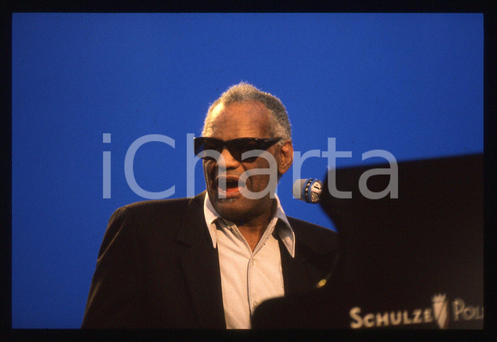 35mm vintage slide* 1990ca Ray CHARLES al pianoforte