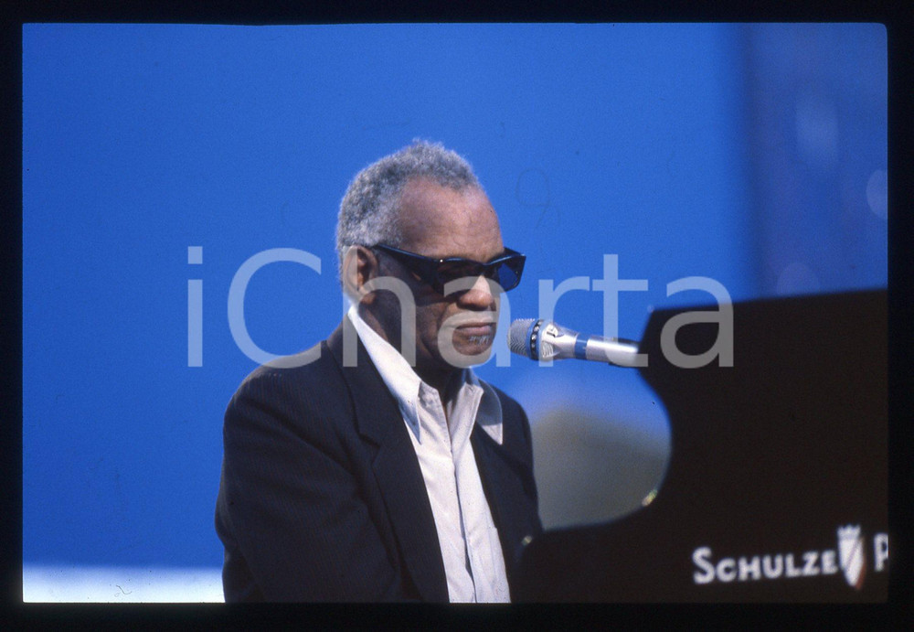 35mm vintage slide* 1990ca  Ray CHARLES al pianoforte (5)