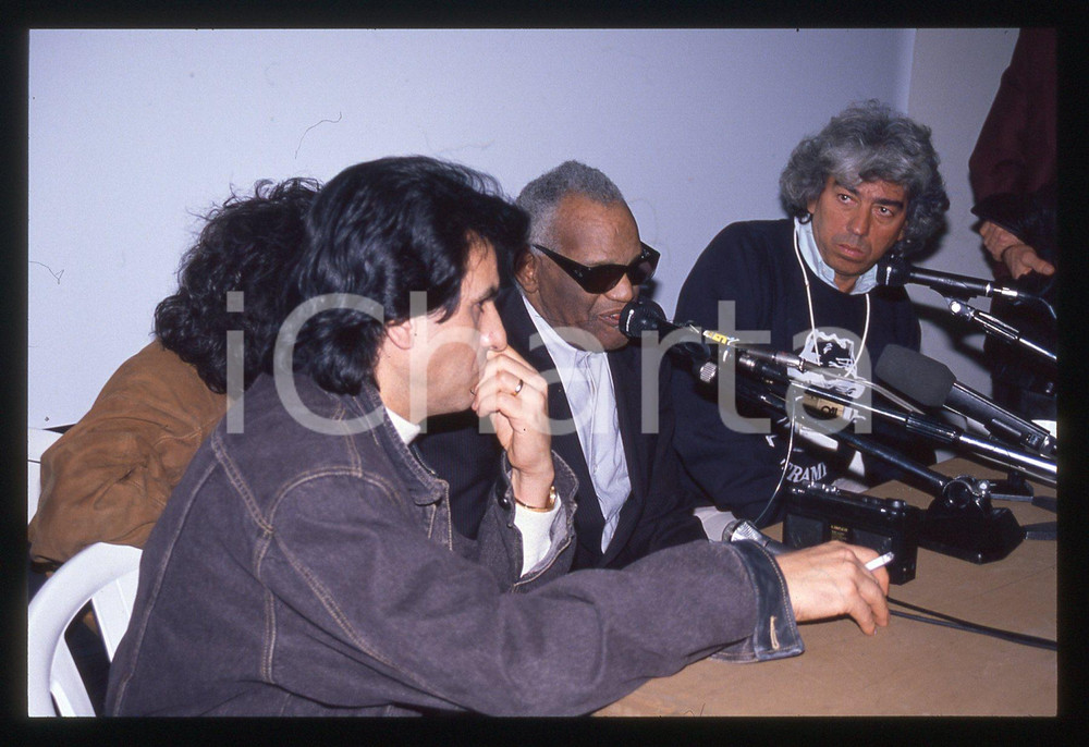 Fotografia d epoca originale 35mm vintage slide 1990 Festival di SANREMO Ray CHARLES e Toto CUTUGNO 1