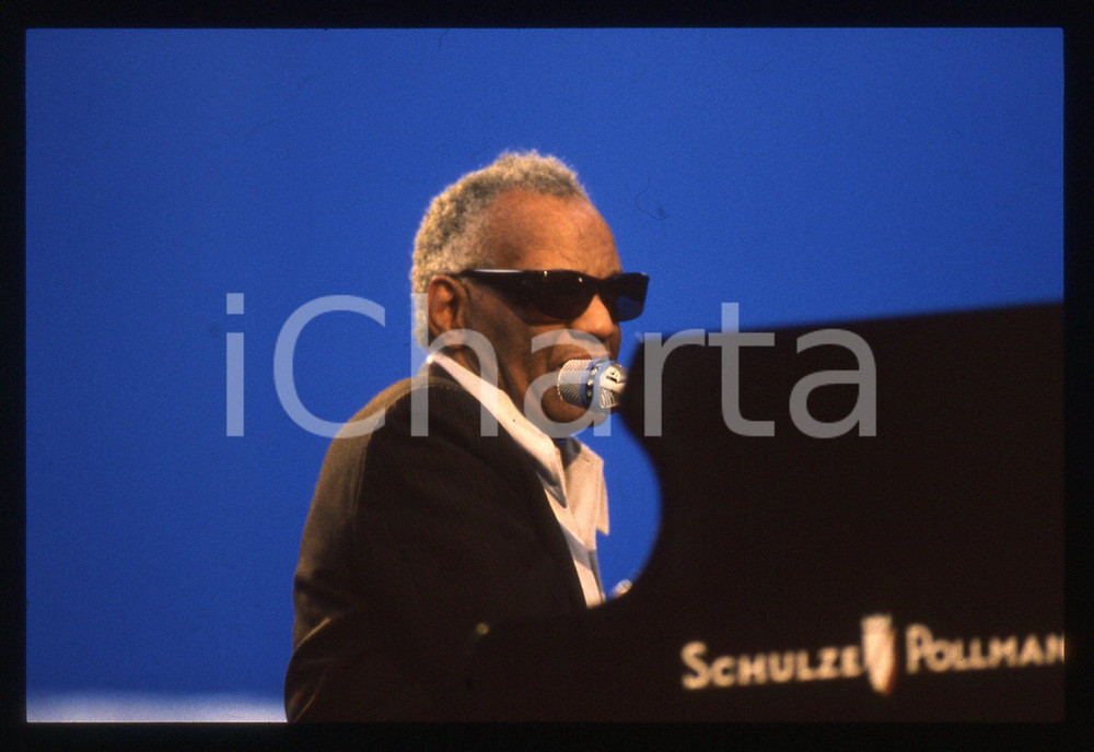 35mm vintage slide* 1990ca Ray CHARLES al pianoforte Schulze Pollmann (2)