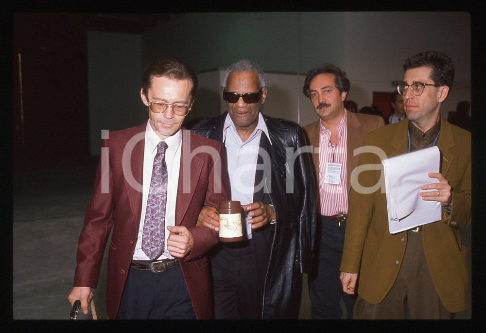 35mm vintage slide* 1990 Festival di SANREMO Arrivo di Ray CHARLES (7)