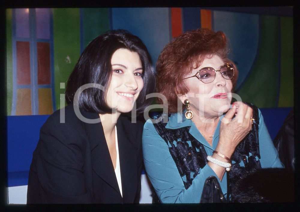 35mm vintage slide* 1994 Festival SANREMO Laura PAUSINI e Nilla PIZZI