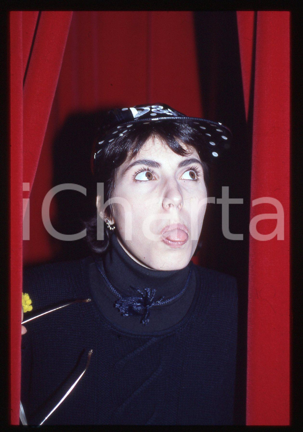 35mm vintage slide* 1990ca Ritratto curioso della cantante GIORGIA