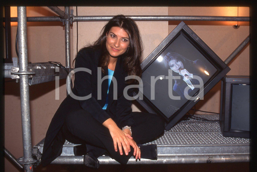 Fotografia d epoca originale 35mm vintage slide 1996 Ritratto di Laura PAUSINI 8 1