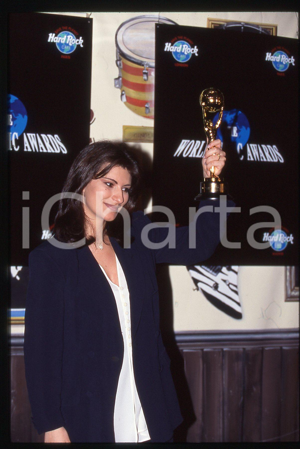 35mm vintage slide*1995 MONTECARLO Laura PAUSINI premiata al Music Festival (20)