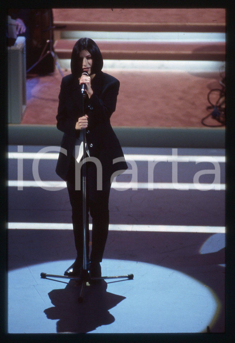 35mm vintage slide* 1994 Festival SANREMO Laura PAUSINI canta " Strani Amori"(5)