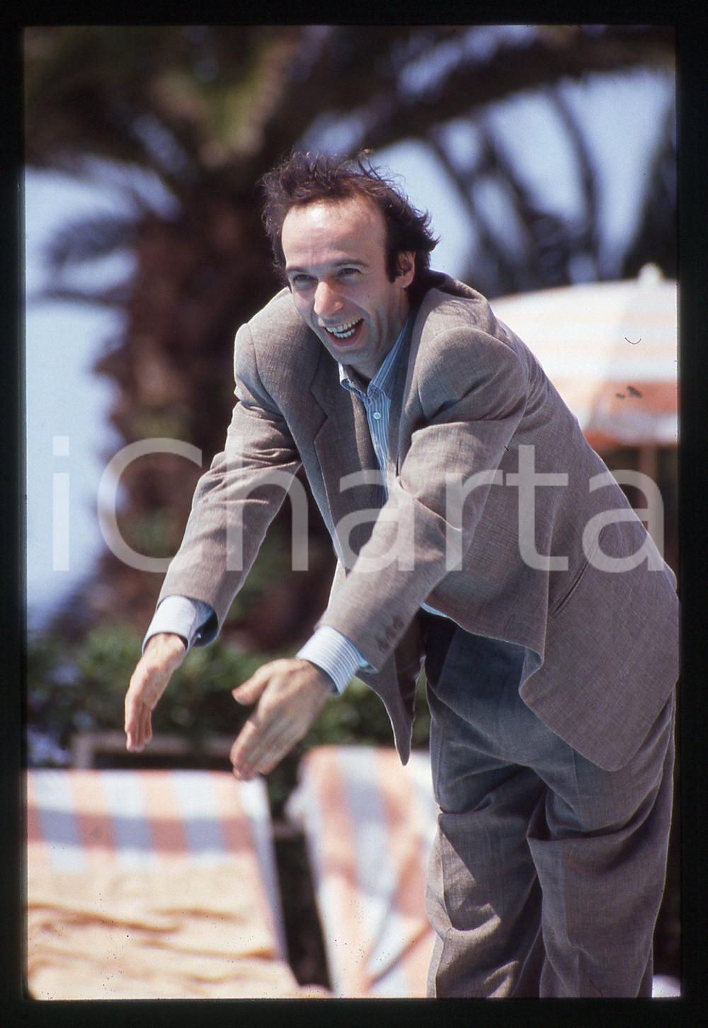 35mm vintage slide* 1990ca Ritratto curioso di Roberto BENIGNI (6)