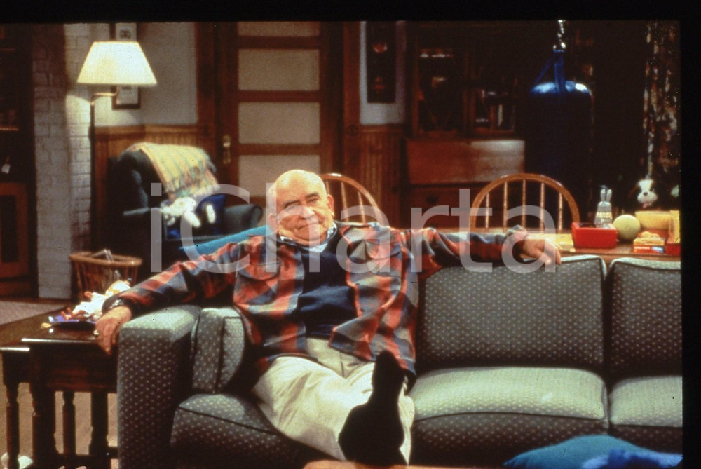 35mm vintage slide* 1994 Serie TV THUNDER ALLEY -  Edward ASNER in una scena