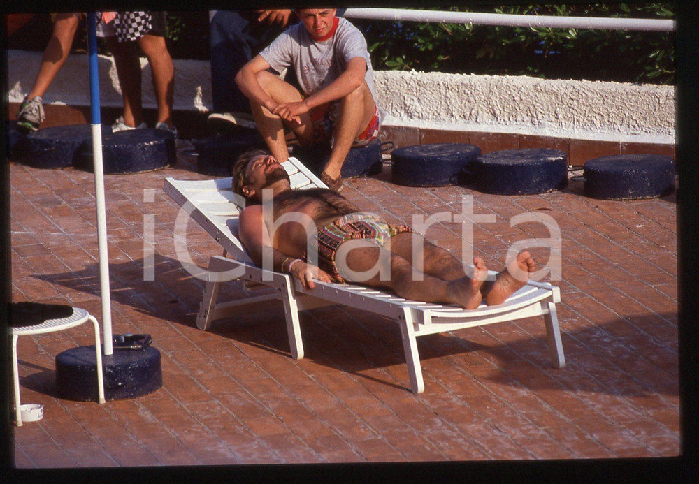 35mm vintage slide* 1990ca Tony ESPOSITO ritratto a bordo piscina (4)