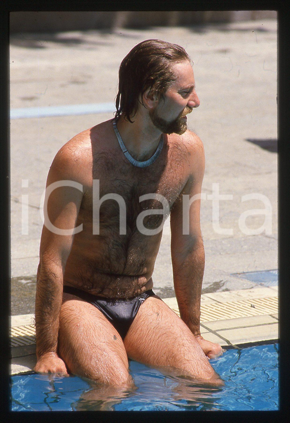 35mm vintage slide* 1990ca Tony ESPOSITO ritratto del cantante in piscina (7)