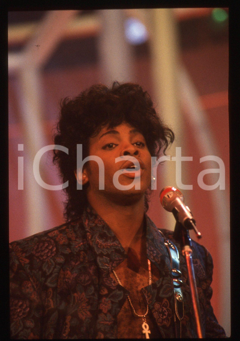 Fotografia d epoca originale 35mm vintage slide 1988 FESTIVALBAR Jesse JOHNSON canta LOVE STRUCK 7 1