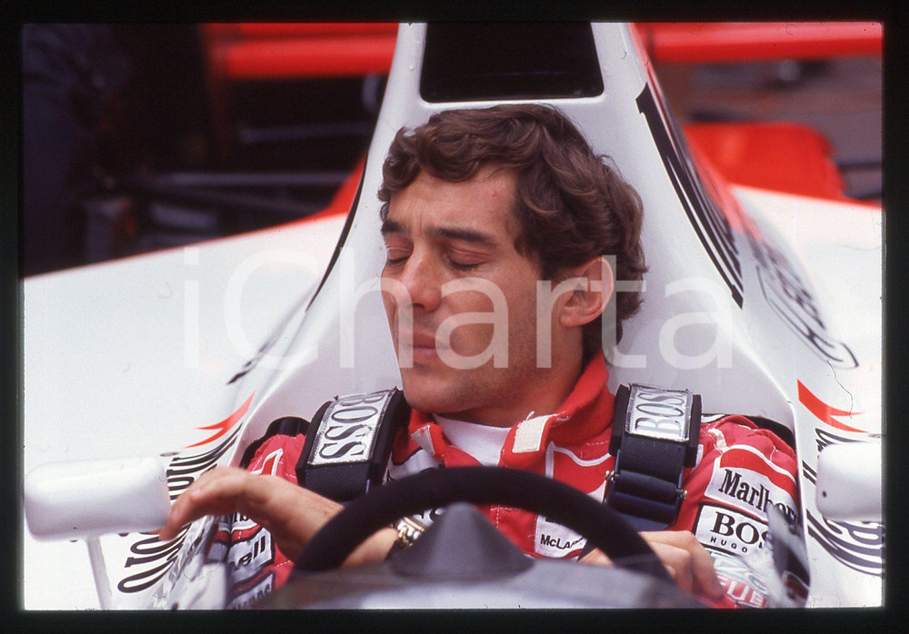 Fotografia d epoca originale 35mm vintage slide 1989 Ayrton SENNA ritratto su MCLAREN MP4/5 13 1