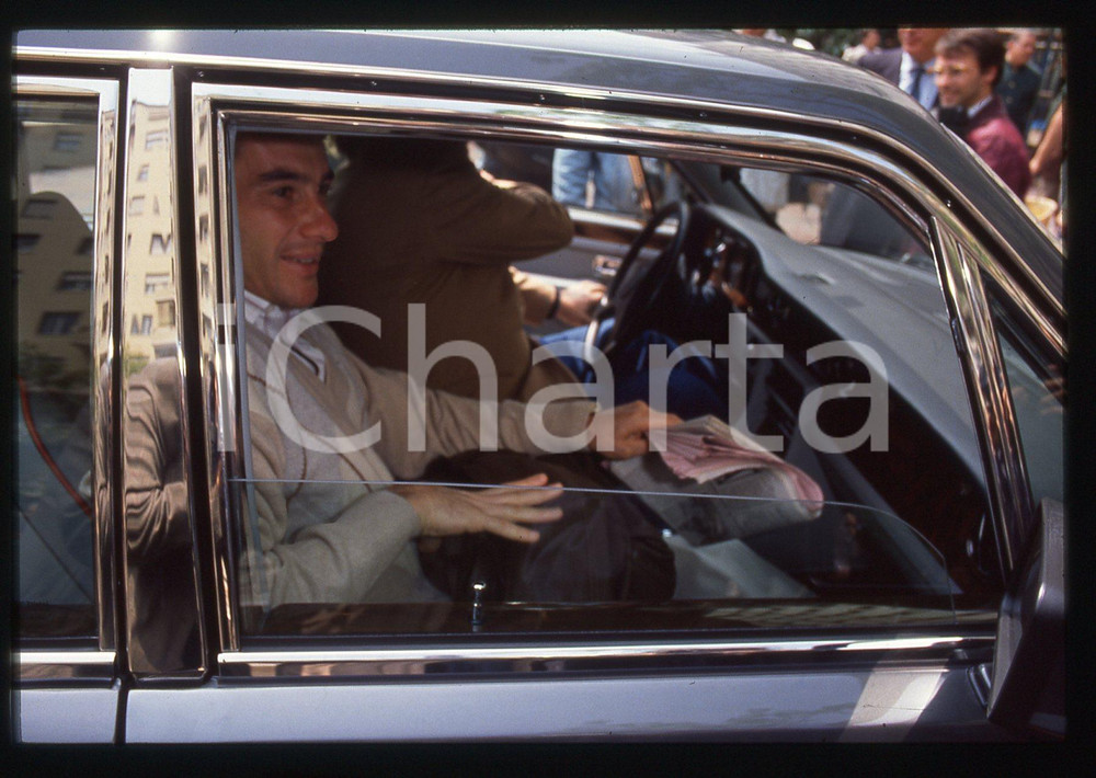 Fotografia d epoca originale 35mm vintage slide 1990ca Ayrton SENNA ritratto del pilota in automobile 2 1