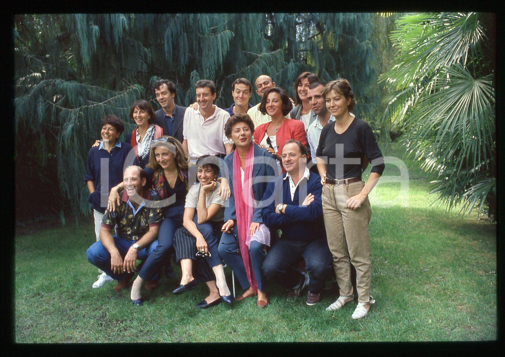 35mm vintage slide*1993 RAI 3 Serena DANDINI con il cast di AVANZI (2)