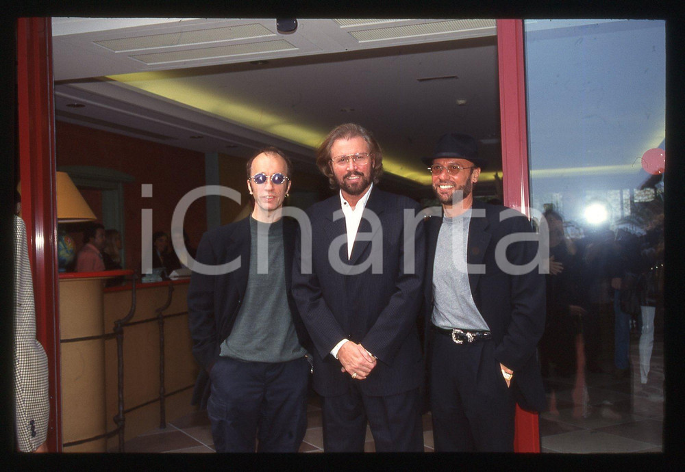 35mm vintage slide* 1997 SANREMO BEE GEES ritratto dei fratelli GIBB (2)