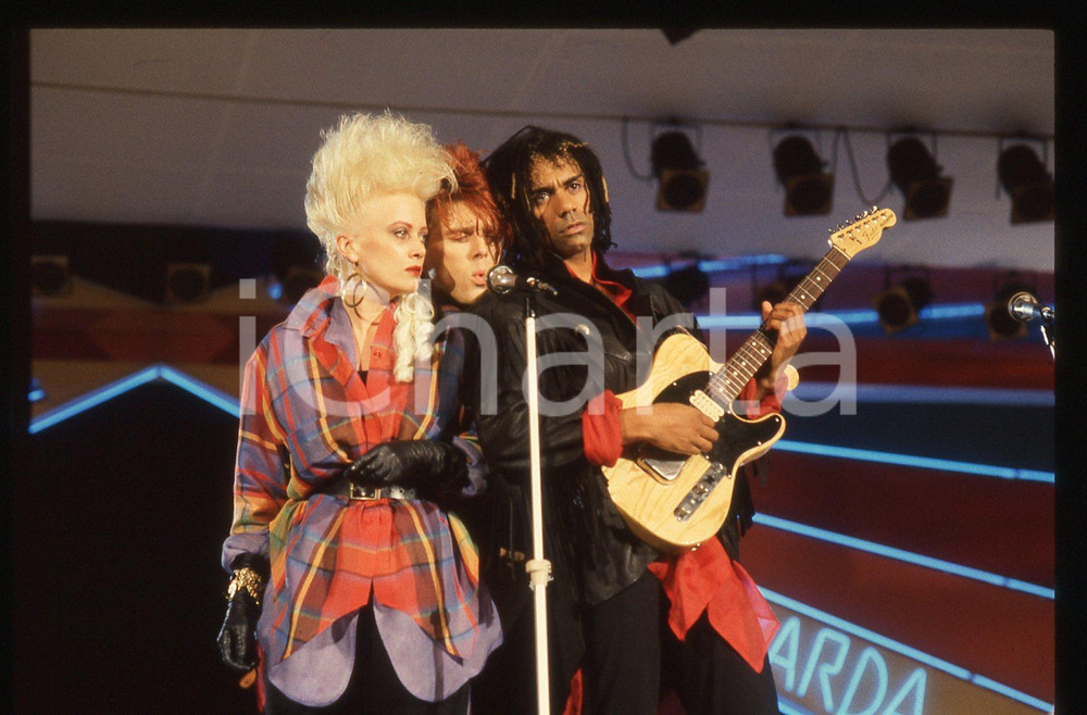 35mm vintage slide* 1985 Riva del Garda THOMPSON TWINS in concerto (5)