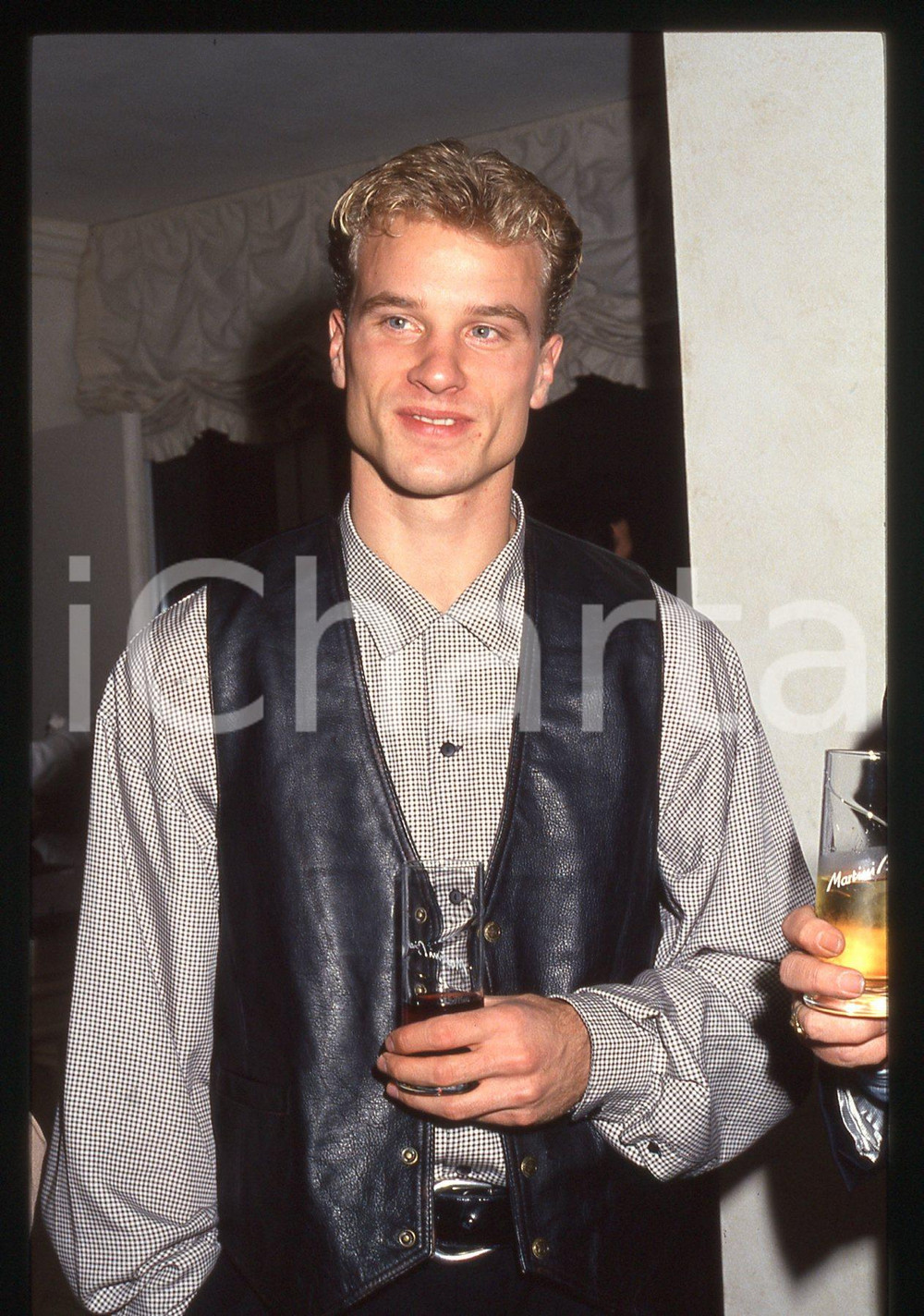 35mm vintage slide* 1990ca CALCIO Dennis BERGKAMP ritratto del giocatore (2)