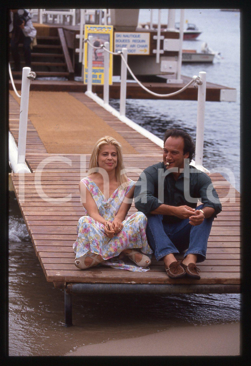 35mm vintage slide*1994 CANNES Festival Cinema Jim BELUSHI e Linda HAMILTON (18)