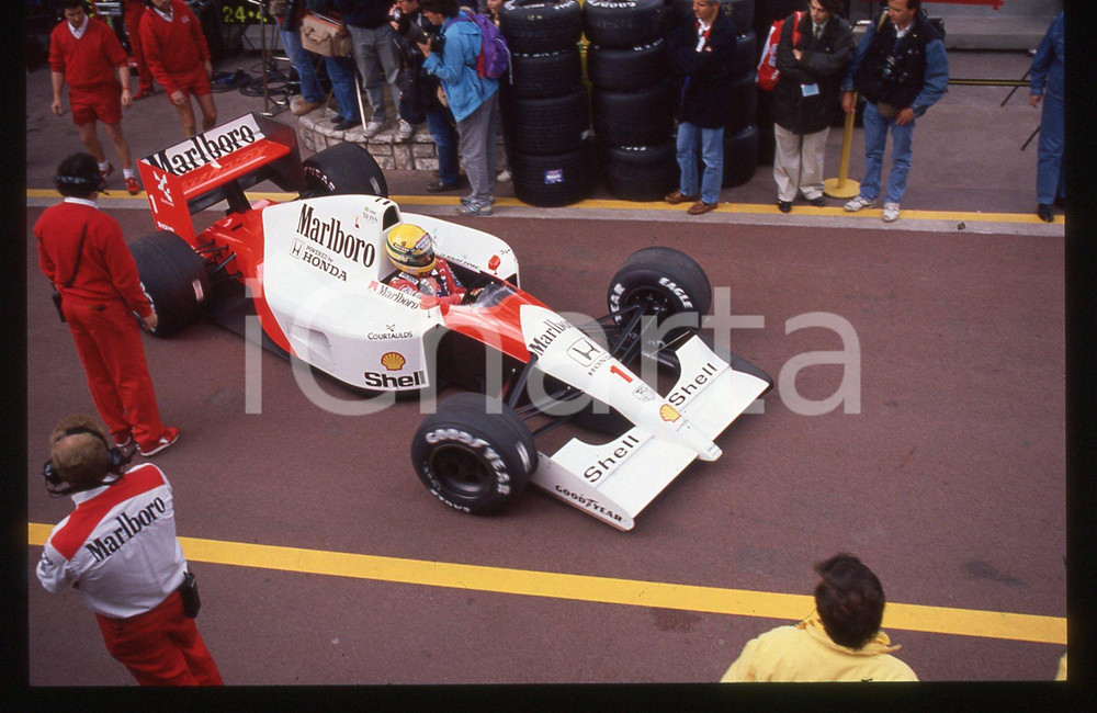 Fotografia d epoca originale 35mm vintage slide 1991 FORMULA 1  Ayrton SENNA su MCLAREN MP 4/5 1