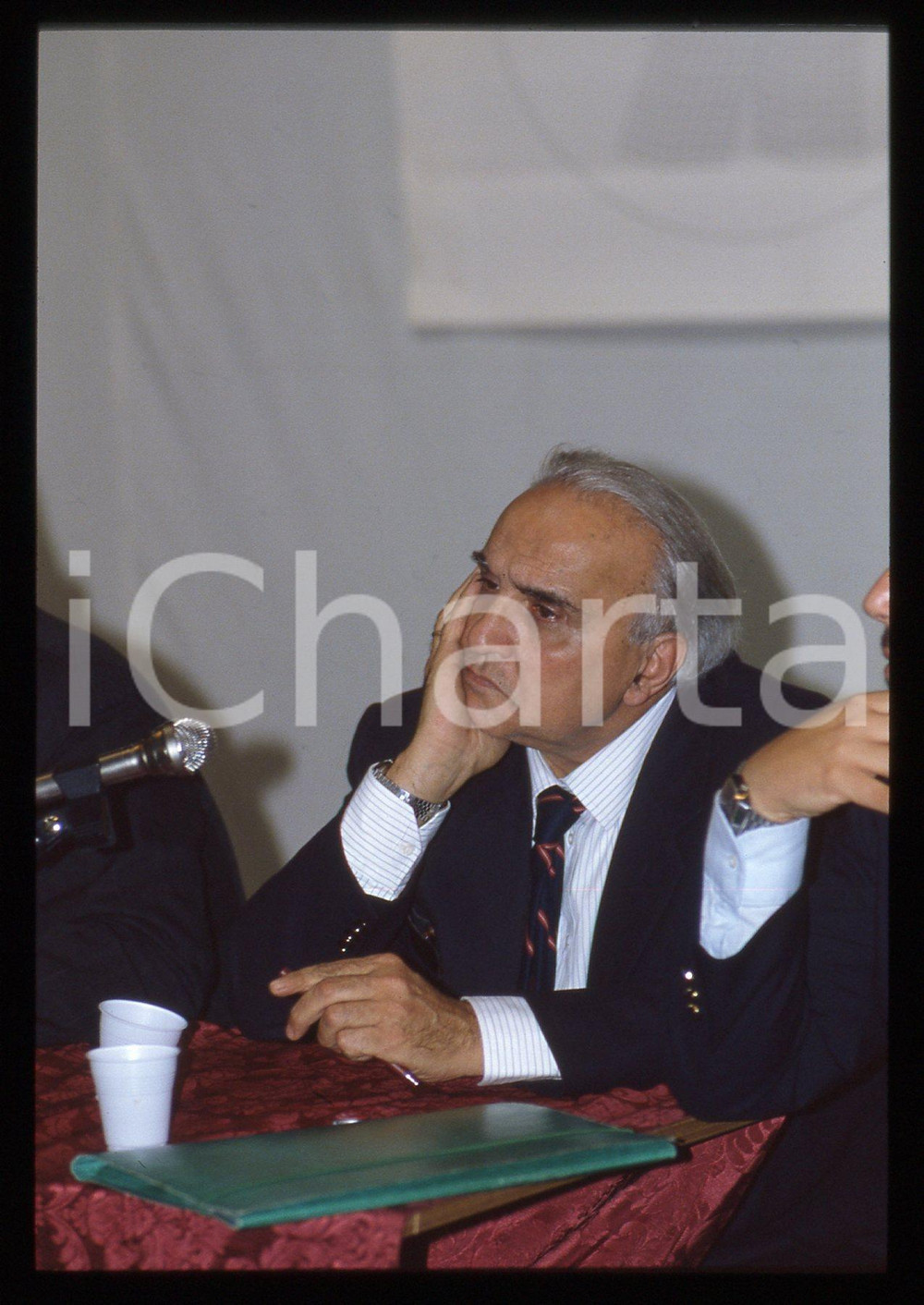 35mm vintage slide*1991 FIRENZE Ugo VETERE all'assemblea costitutiva LA RETE (3)