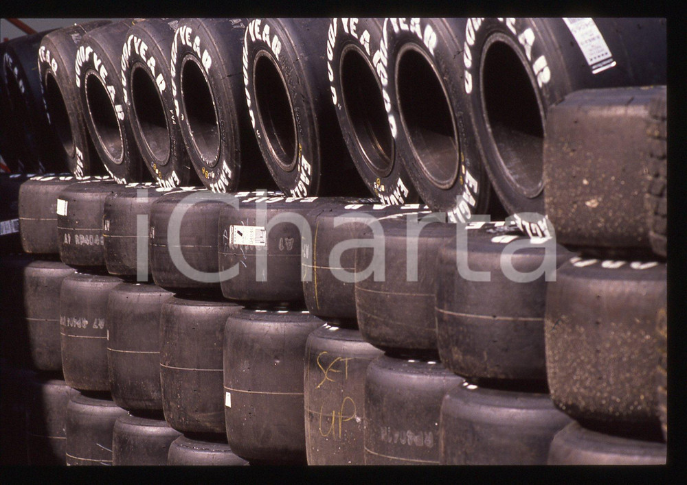 35mm vintage slide* 1990ca FORMULA 1 - GOODYEAR pneumatici da corsa slick *