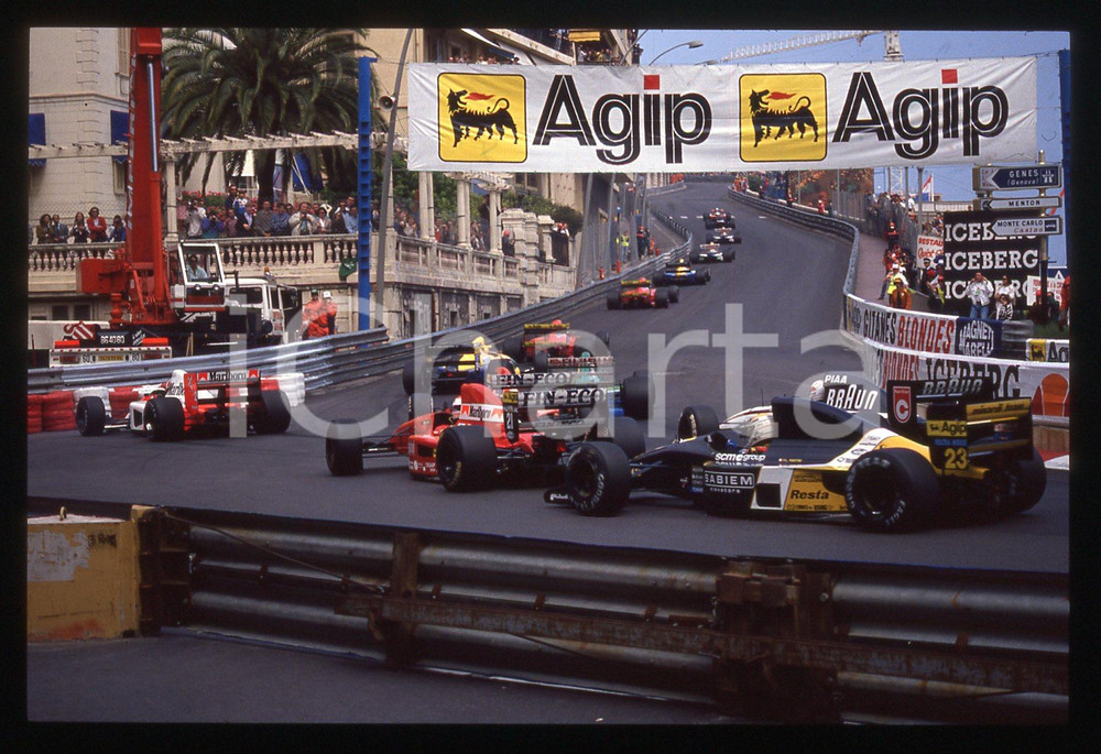 Fotografia d epoca originale 35mm vintage slide 1992 MONTECARLO GP  F1 di MONACO  Ferrari fuori pista 1