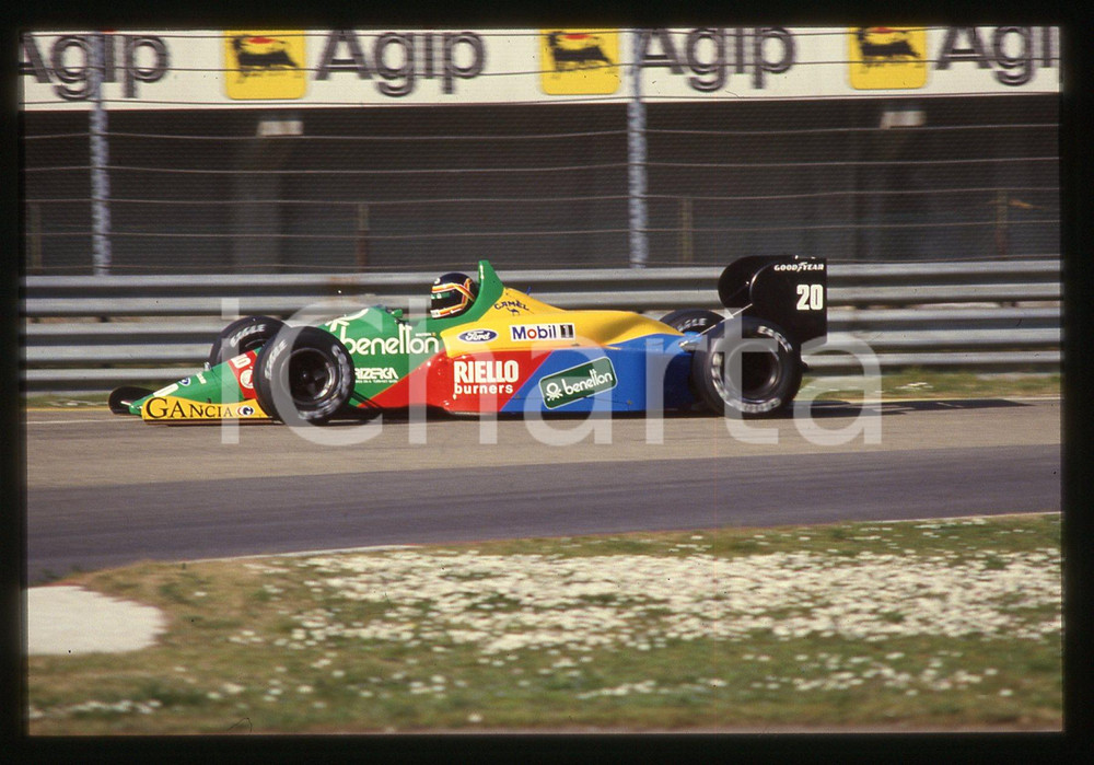 Fotografia d epoca originale 35mm vintage slide 1988 FORMULA 1  Thierry BOUTSEN in pista su BENETTON B188 1