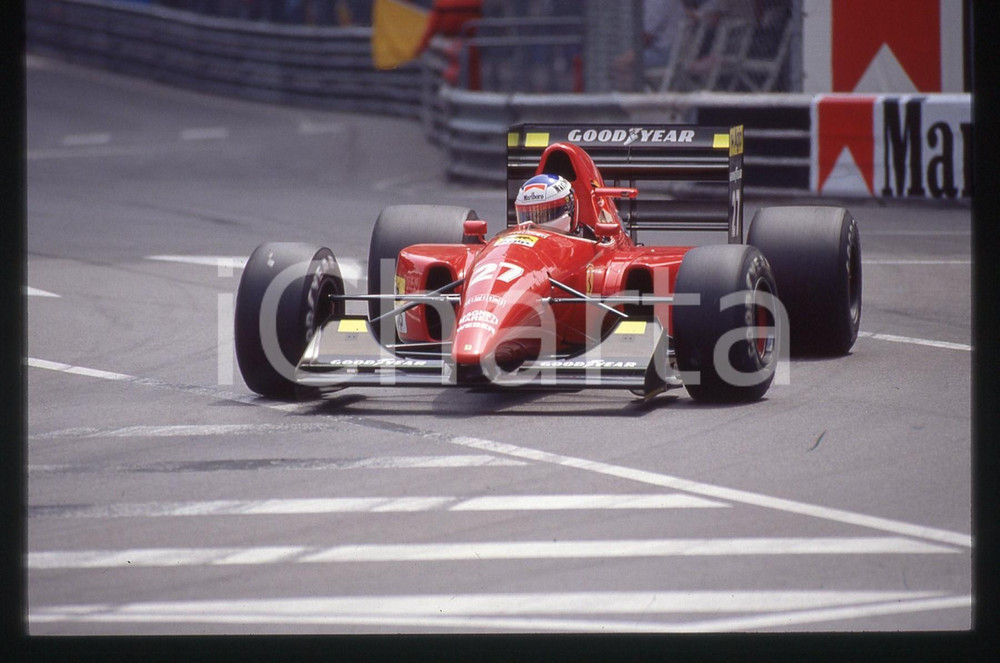 35mm vintage slide* 1992 MONTECARLO F1 Jean ALESI in gara su FERRARI F92A (2)