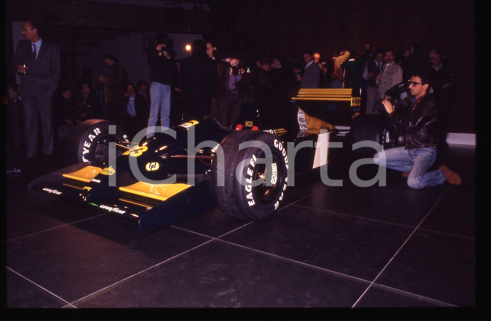 35mm vintage slide* 1991 FORMULA 1 - MINARDI M191 presentazione vettura