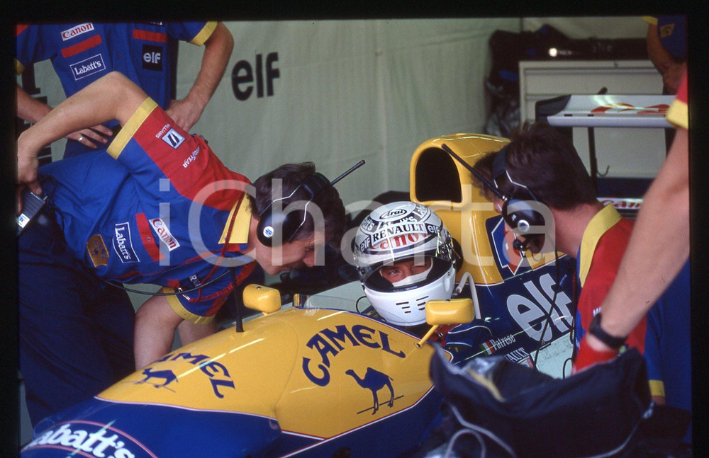 35mm vintage slide* 1992 FORMULA 1 Riccardo PATRESE in pista su WILLIAMS BW14B *
