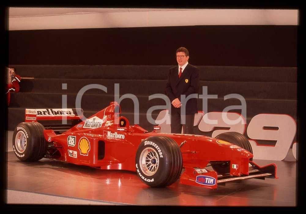 35mm vintage slide* 1999 MARANELLO F1 - Ross BRAWN presenta FERRARI F399 