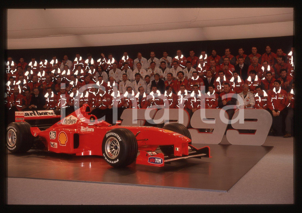 35mm vintage slide* 1999 MARANELLO FORMULA 1 - Presentazione FERRARI F399 (15)
