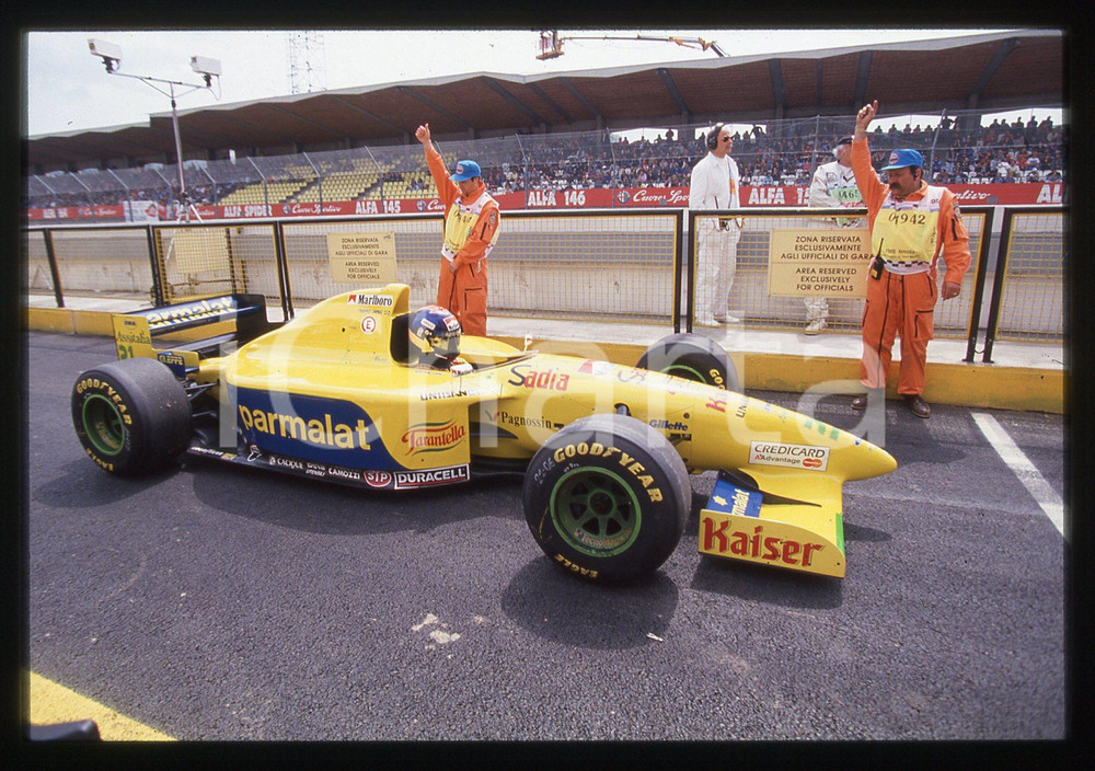 35mm vintage slide* 1995 IMOLA FORMULA 1 Pedro DINIZ ai box su FORTI FG01