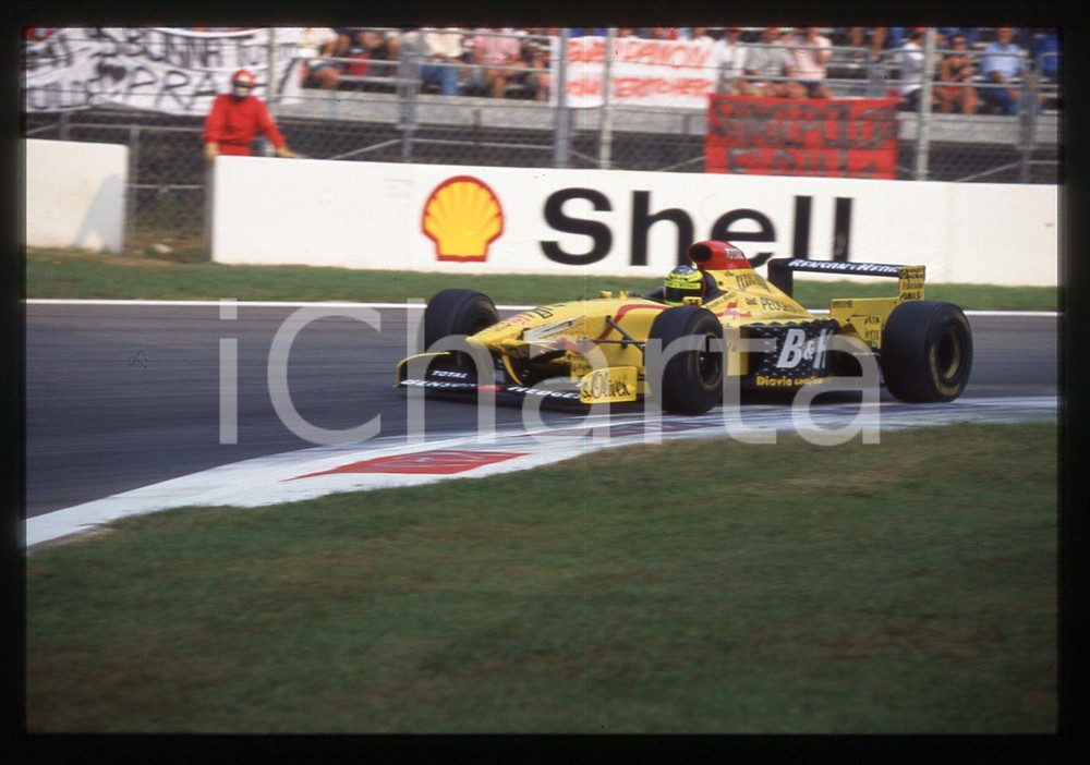35mm vintage slide* 1997 MONZA F1 - Ralf SCHUMACHER in pista su JORDAN 197 (6)