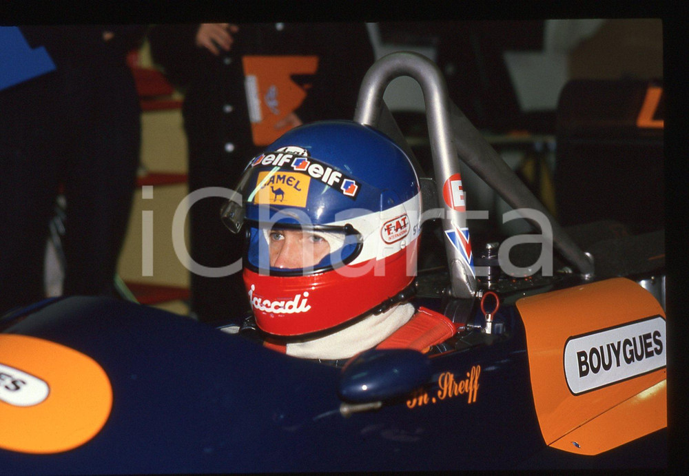 35mm vintage slide* 1988 FORMULA 1 Philippe STREIFF ritratto su AGS JH22 