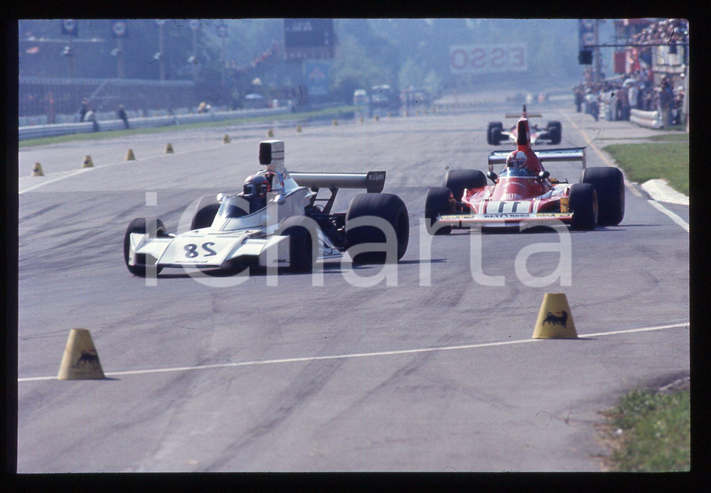 Fotografia d'epoca originale 35mm vintage slide* 1975ca FORMULA 1 - Monoposto durante un Gran Premio (4) 1