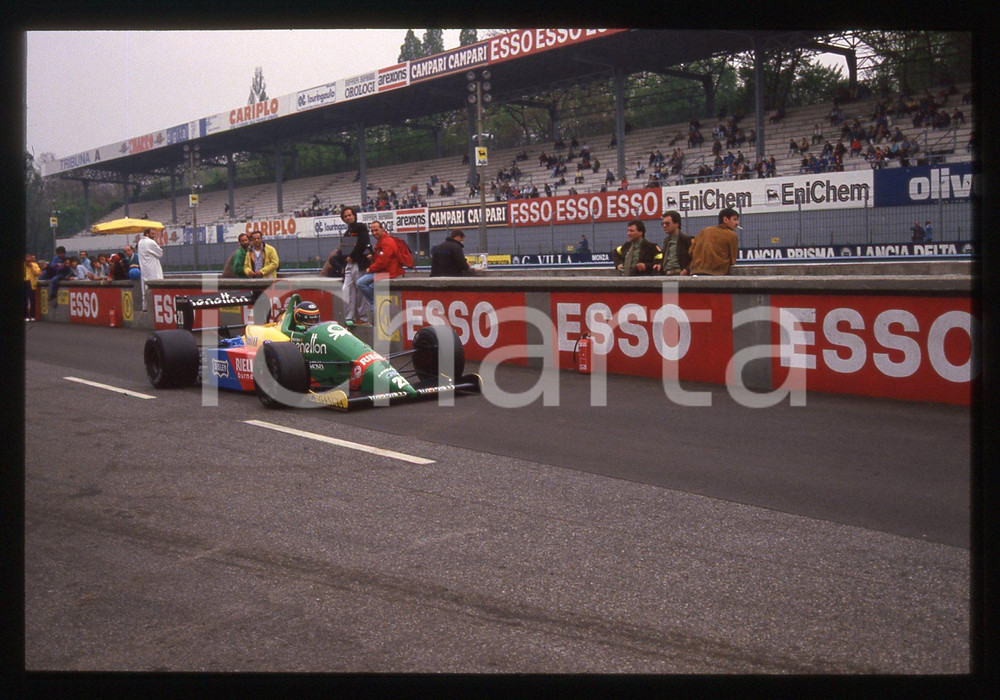 Fotografia d'epoca originale 35mm vintage slide* 1988 FORMULA 1 -  Thierry BOUTSEN in pista su BENETTON 1