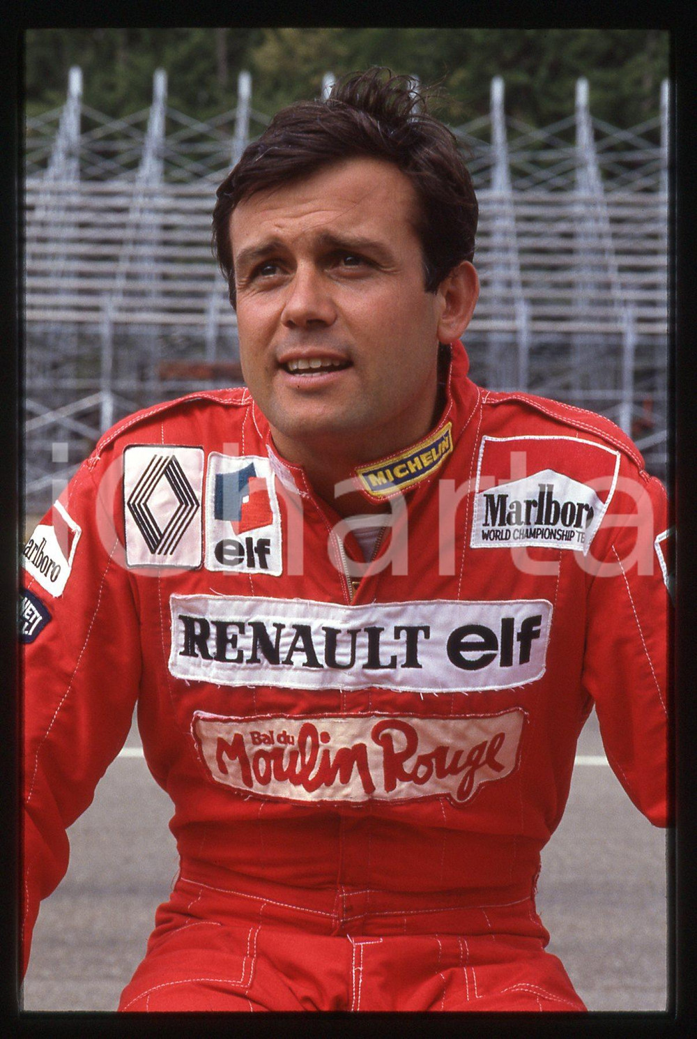 Fotografia d'epoca originale 35mm vintage slide* 1984 F1 - Patrick TAMBAY ritratto del pilota RENAULT (8) 1