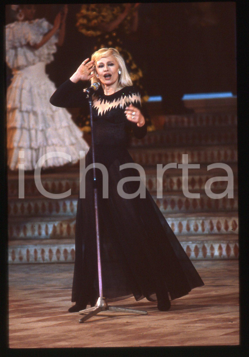 35mm vintage slide*1991 SAINT VINCENT Raffaella CARRA' Un disco per l'estate (3)