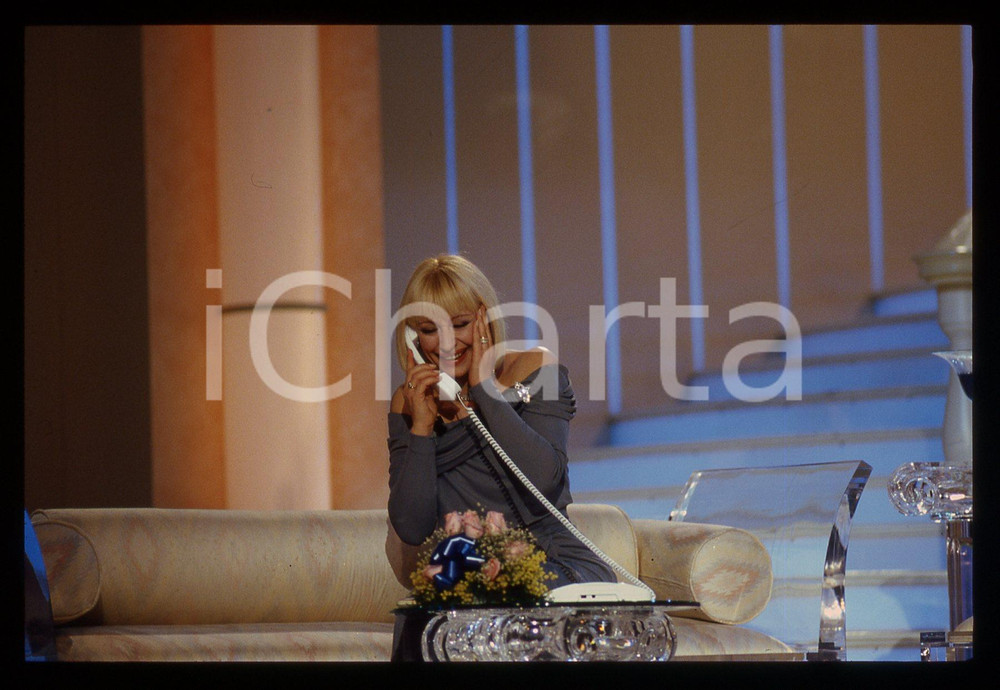 35mm vintage slide*1989 CANALE 5 Raffaella CARRA' conduce IL PRINCIPE AZZURRO *