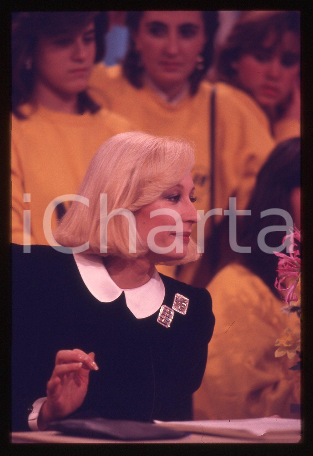 35mm vintage slide* 1990ca TELEVISIONE - Raffaella CARRA' ritratto showgirl (5)