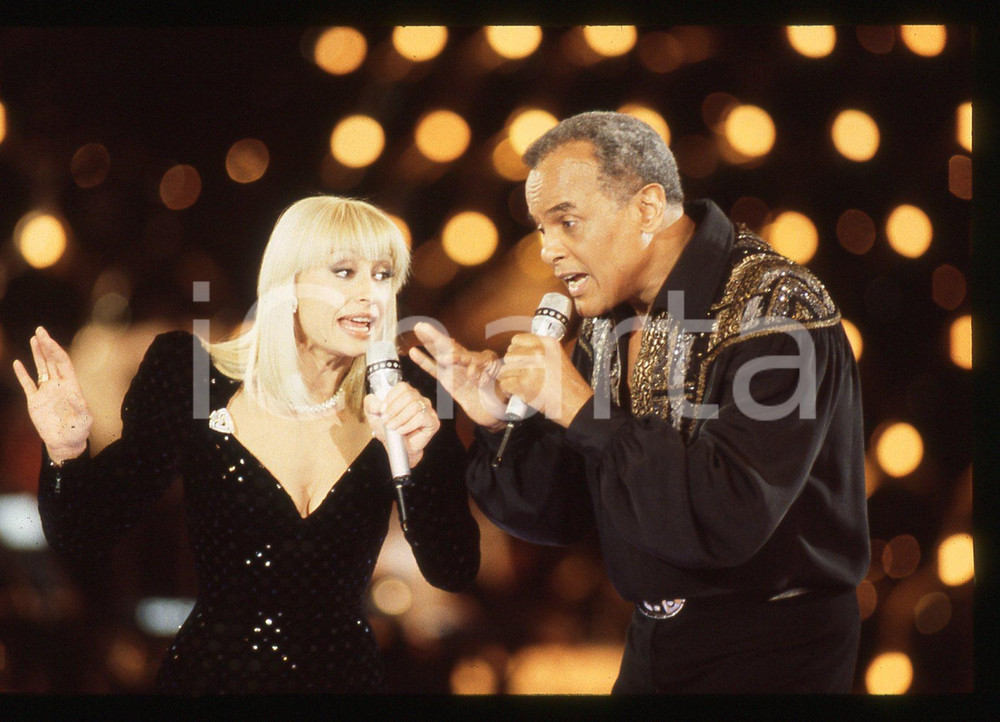 35mm vintage slide*1988 RAFFAELLA CARRA' SHOW Raffaella CARRA'  Harry BELAFONTE