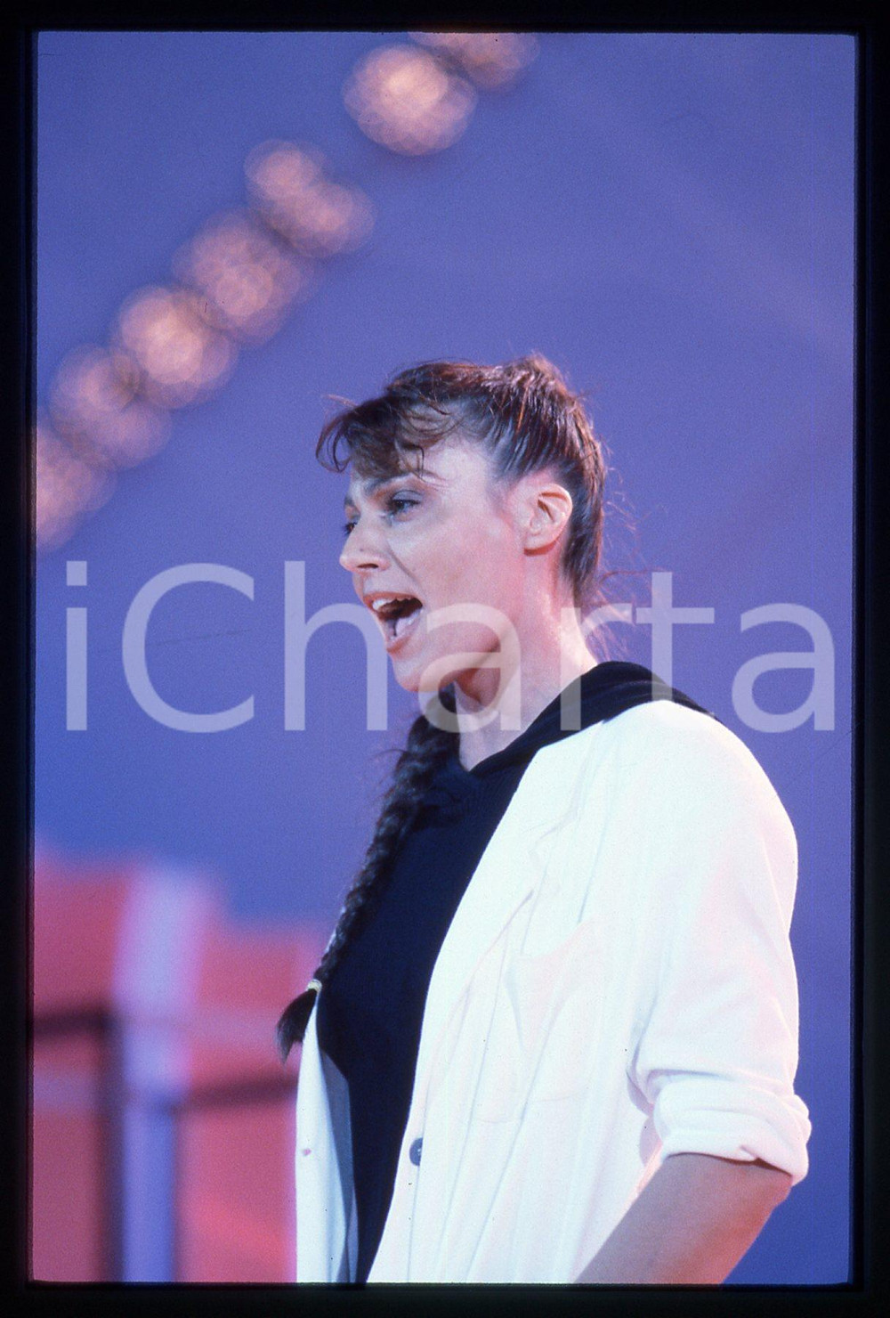 35mm vintage slide* 1980ca MUSICA - Viola VALENTINO ritratta sul palcoscenico