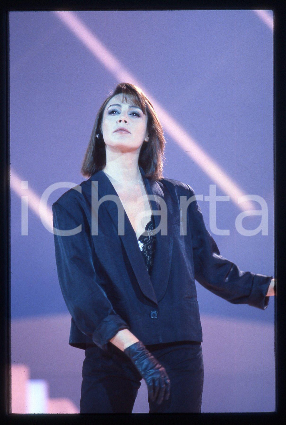 35mm vintage slide* 1985ca MUSICA - Viola VALENTINO ritratta sul palco (19)