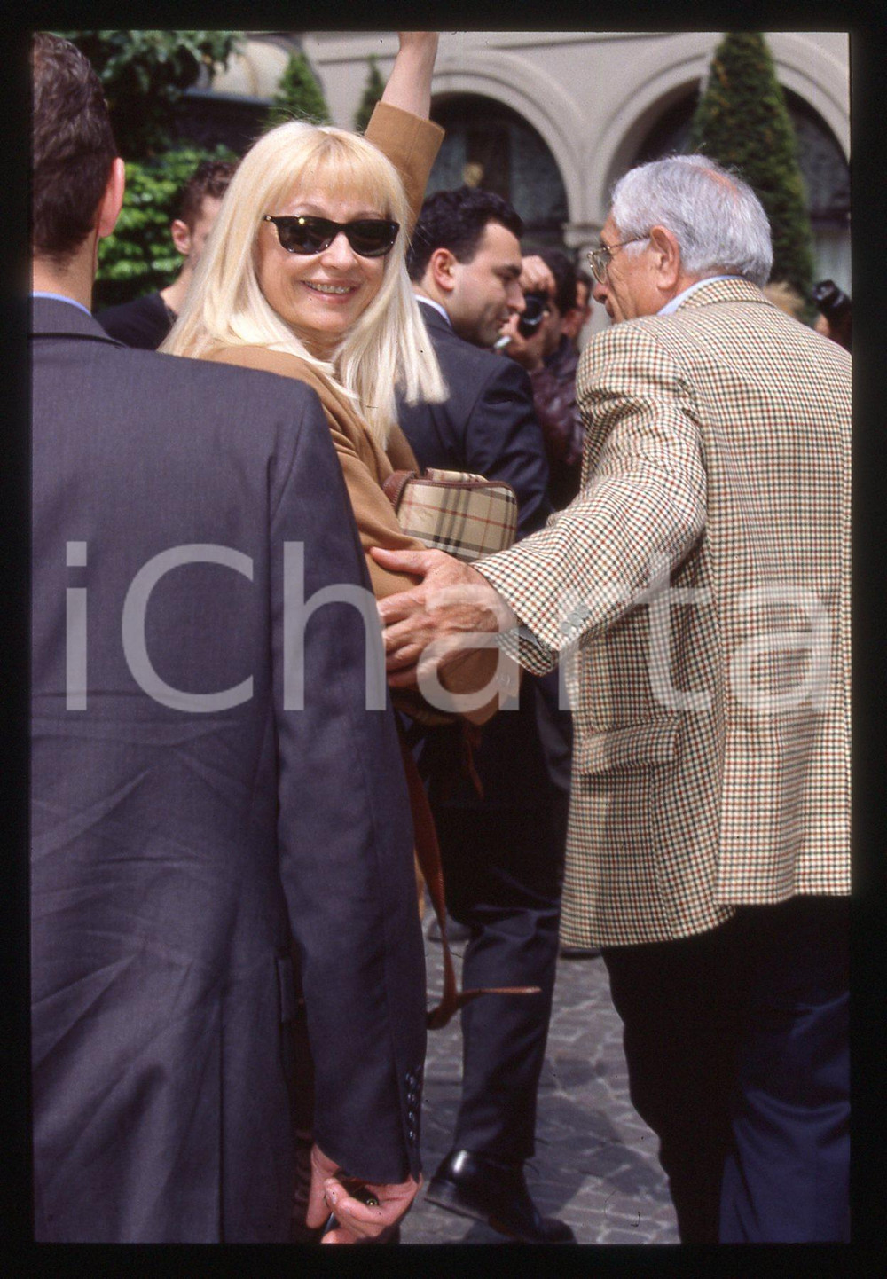 35mm vintage slide* 1995ca TELEVISIONE - Raffaella CARRA' ritratto showgirl (4)