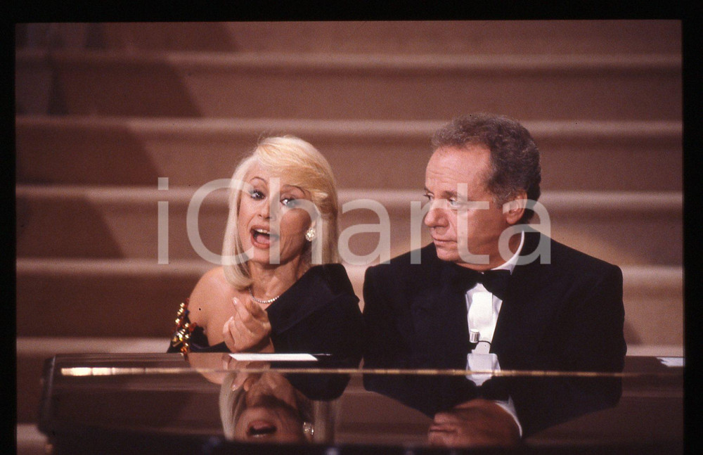 35mm vintage slide* 1991 FANTASTICO 12 - Raffaella CARRA' e Johnny DORELLI (7)