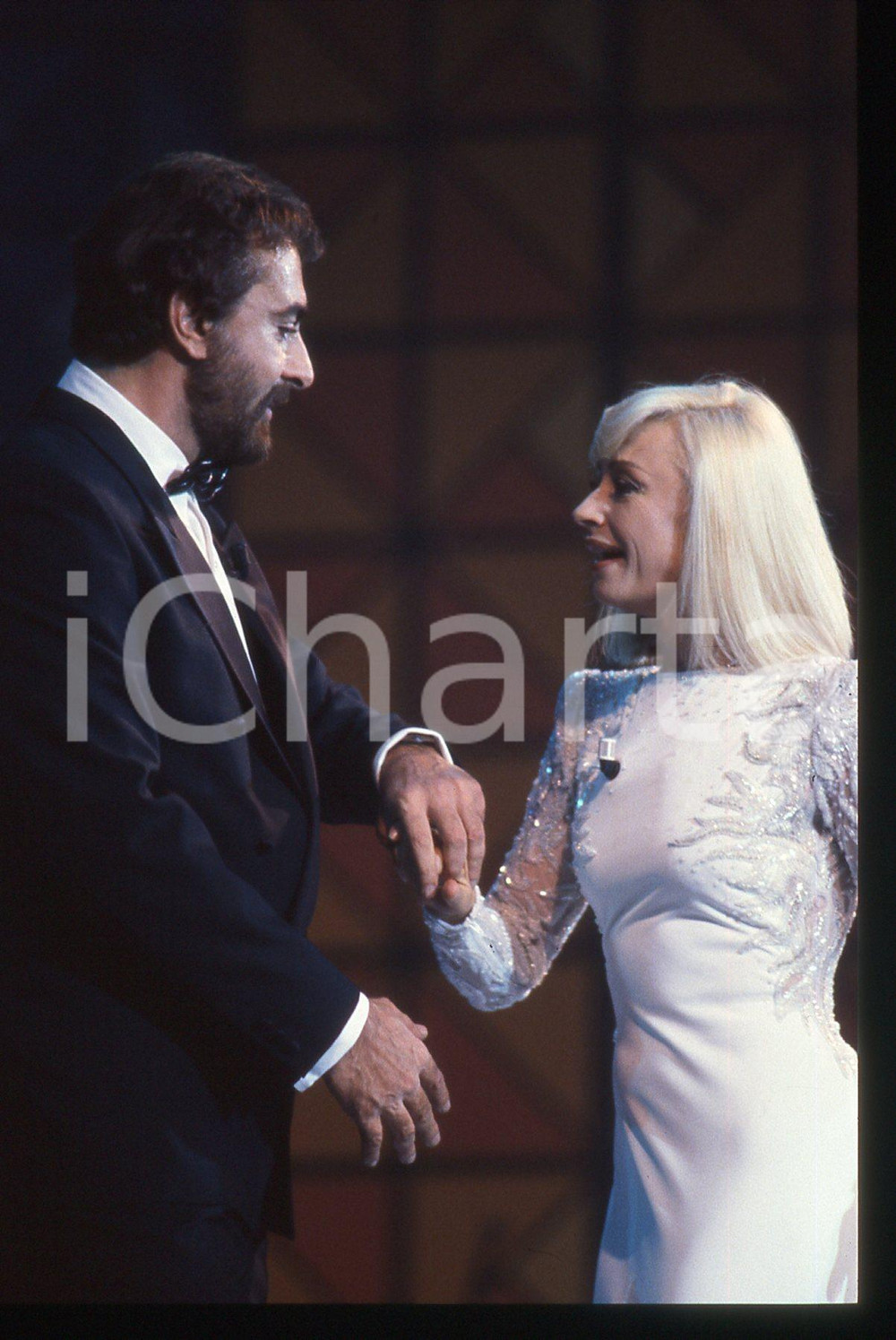 35mm vintage slide* 1990ca TELEVISIONE - Raffaella CARRA' con Kabir BEDI (5)
