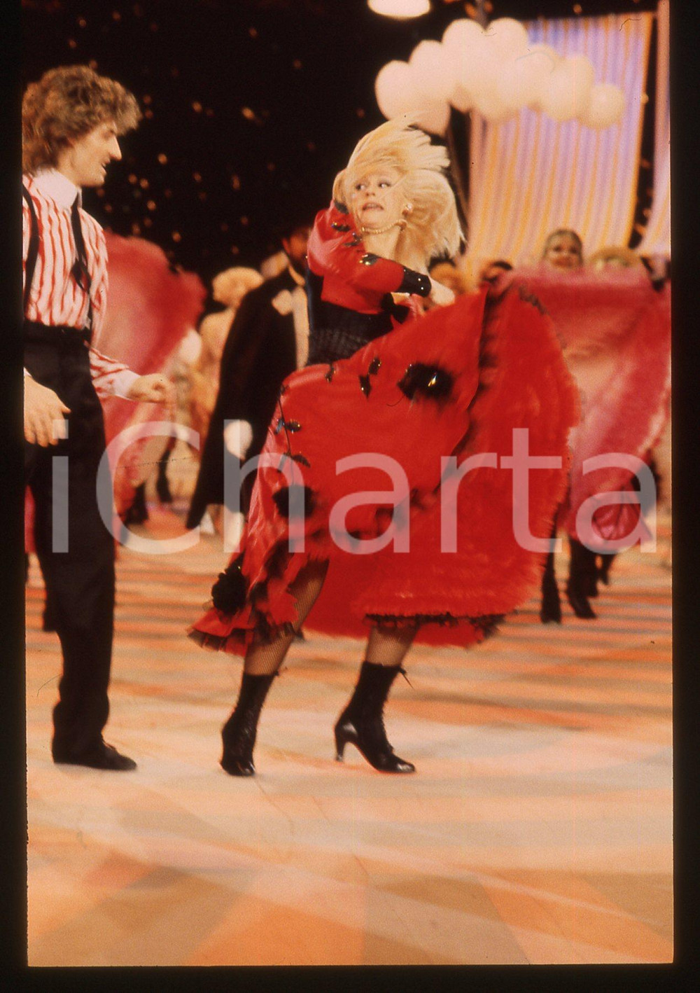 35mm vintage slide*1989 IL PRINCIPE AZZURRO - Raffaella CARRA' in scena