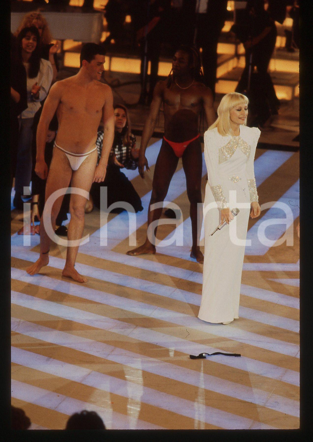 35mm vintage slide* 1988 RAFFAELLA CARRA' SHOW -  Raffaella CARRA' in scena