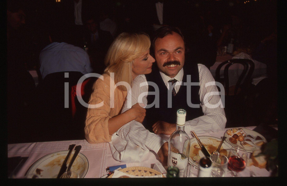 35mm vintage slide* 1990 TELEVISIONE Raffaella CARRA' e Sergio JAPINO *